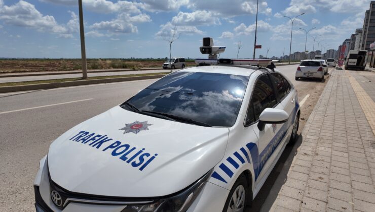 Adana’da hız ihlali, yapay zeka destekli radar cihazıyla tespit ediliyor