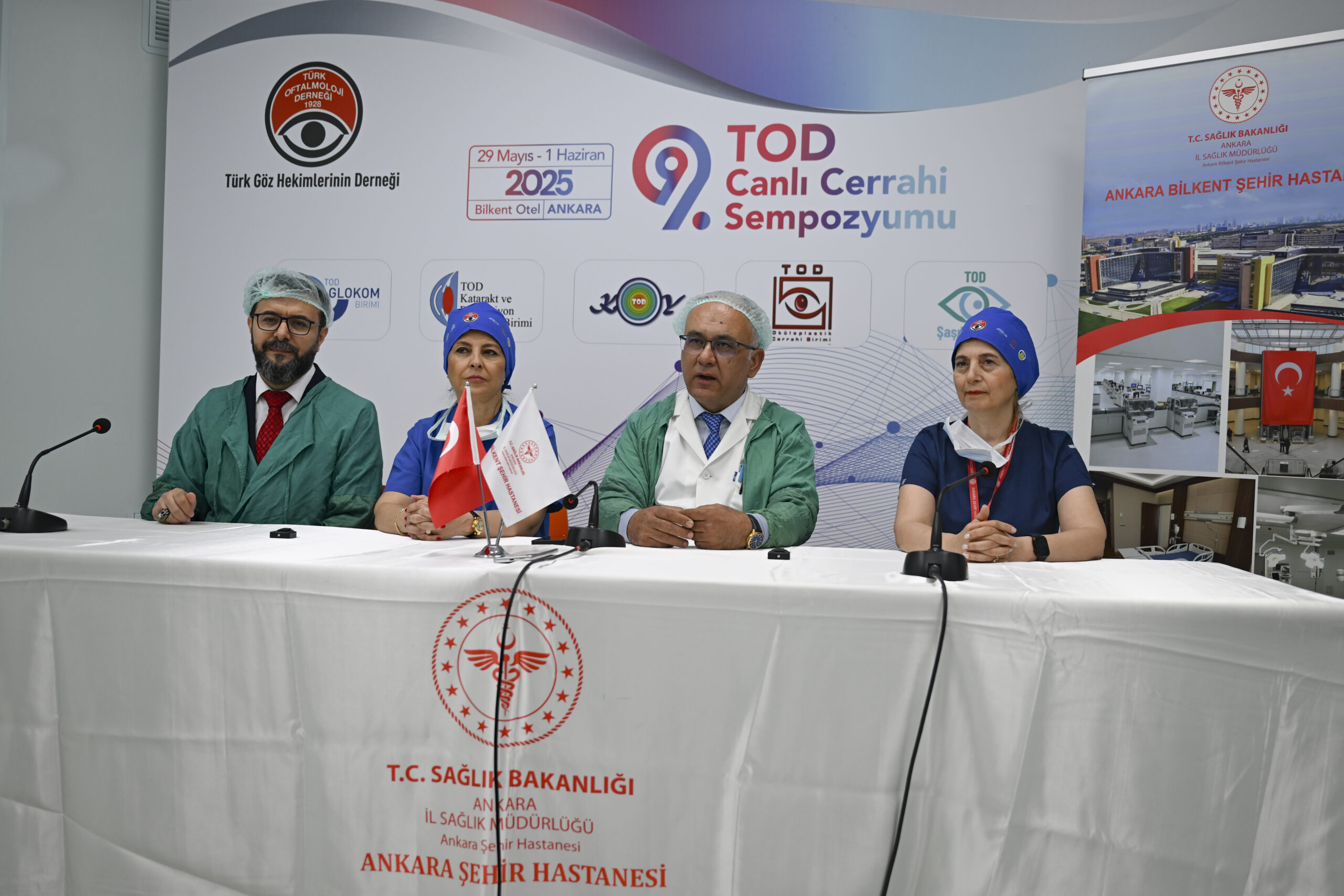 Göz hekimleri canlı yayında 70 göz ameliyatı yapacak
