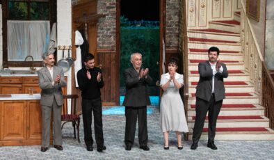 Şener Şen “Zengin Mutfağı” oyunuyla son kez seyircilerle buluştu