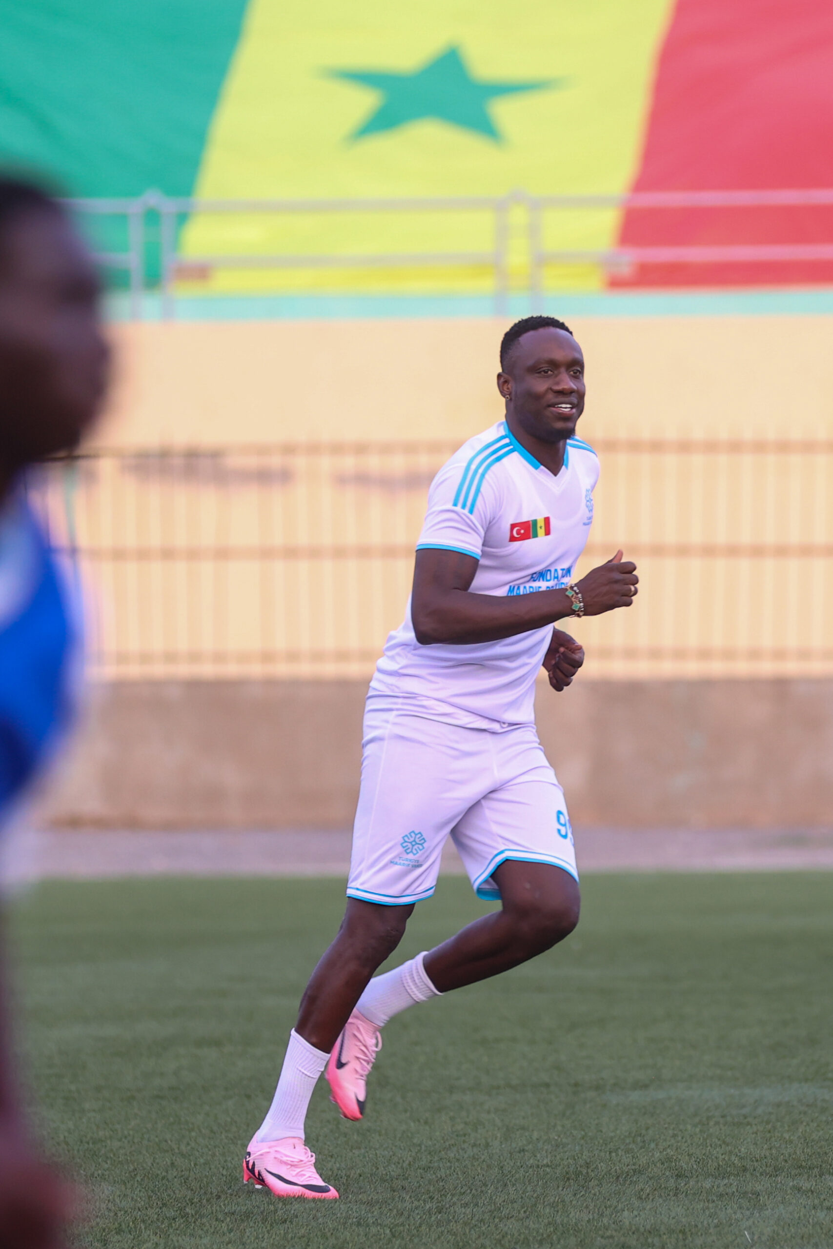 Türkiye’de oynayan Senegalli futbolcular, Senegal Maarif Okulu öğrencileriyle maç yaptı